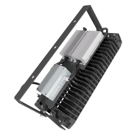 Прожектор светодиодный LAD LED R700-2-PC-60-750-D36-170L1 PROM 170Вт CRI70 5000К IP67 230В КСС типа "Г" крепление на лире LADesign LADR72PC60750D36170L1PROM