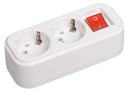 Колодка удлинителя 2-м 16А Classic К02В 2P+PE 250В с выкл.  KYP11-16-02-00-ZK