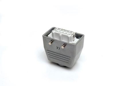 Розетка 10п 16А  EBM10PU30
