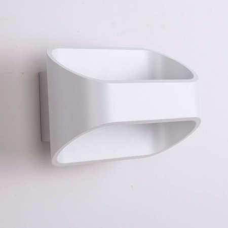 Бра декоративное PIR 2GW-A720-5-WH-WW 5Вт 3000К IP20 бел.  00-00001554