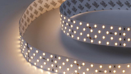 Лента светодиодная ПРО 2835 280 LED/м 26 Вт/м 24В IP20 тепл. бел. (уп.5м)  00-00005601