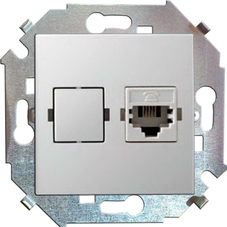 Розетка компьютерная СП  15 RJ45 кат.5E Systimax механизм бел.  1591598-030