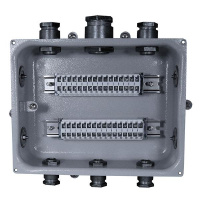 Коробка клеммная КЗНС-32 У2 32 зажима IP65 (метал. вводы)  ET002545