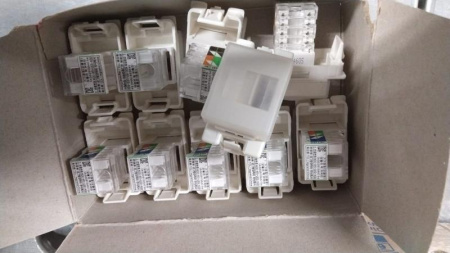 Розетка компьютерная 1мод. Zunis RJ45 механизм Anam Legrand 7104 10