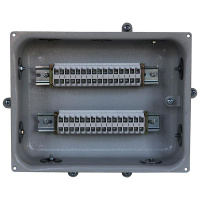 Коробка клеммная КЗНА-32 У2 32 зажима IP54 (заглушка резиновая "пирамидка")  ET010598