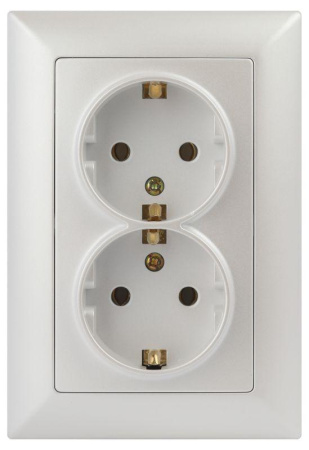 Розетка 2-м СП Solo 4-205-06 16А 250В IP20 2х2P+E Schuko с заземл. перламутр  Б0053678