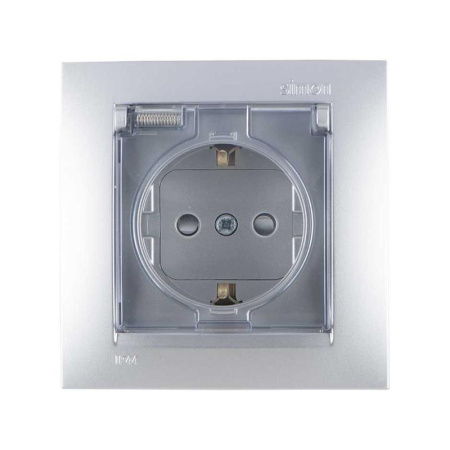Розетка 1-м СП 15 с защ. крышкой защ. шторки с заземл. IP44 алюм.  1590450-033