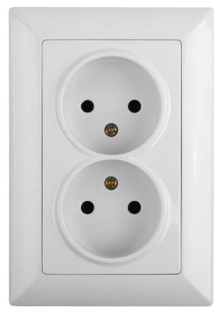 Розетка 2-м СП Solo 4-204-01 2х2P 16А 250В IP20 без заземл. бел.  Б0053666