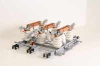 Разъединитель РВЗ-10/1000 III УХЛ2  00000948