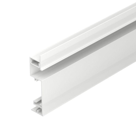 Профиль PLINTUS-H73-F-2000 WHITE алюм. L2000  043592